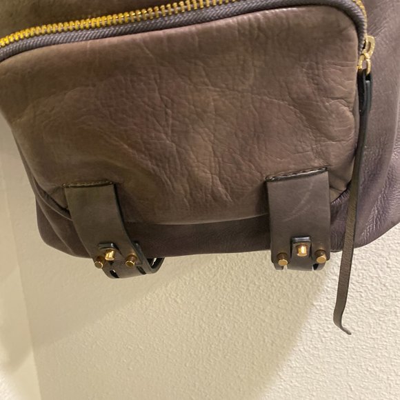 She+lo hobo bag w/gold zipper and buckles - Picture 3 of 4